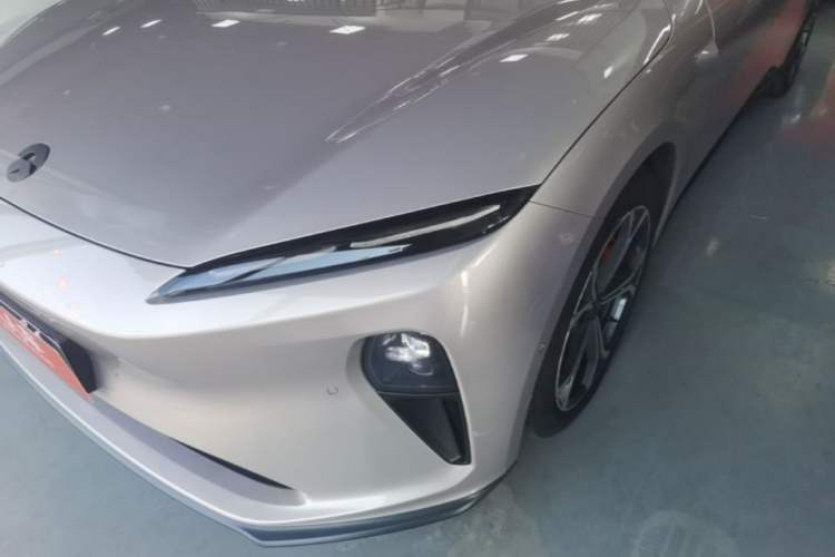 Used Nio ET5 2022 75 kWh Left Front Headlight