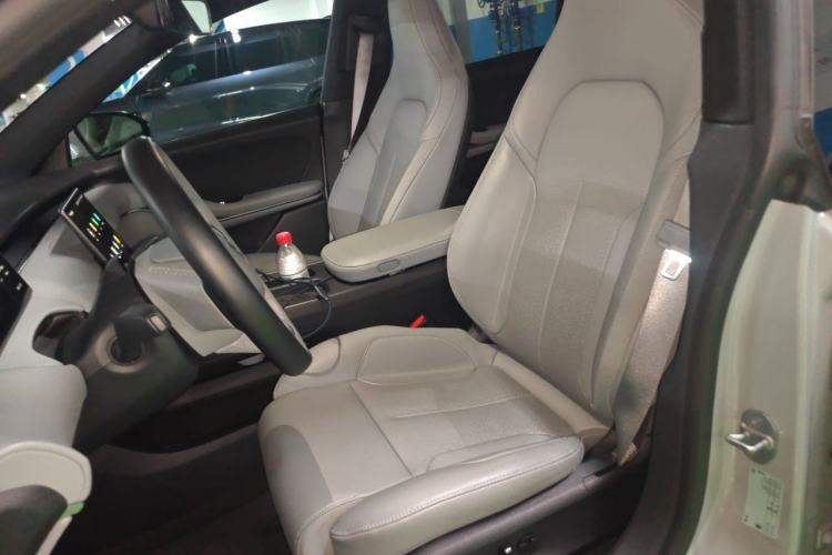 Used Nio ET5 2022 100 kWh Left Front Seat