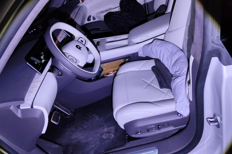 Used Nio ET5 2022 100 kWh Left Front Seat