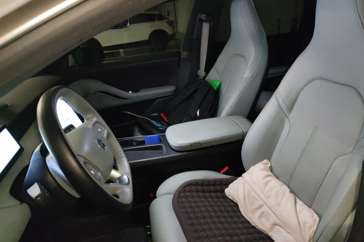Used Nio ET5 2022 75 kWh Left Front Seat