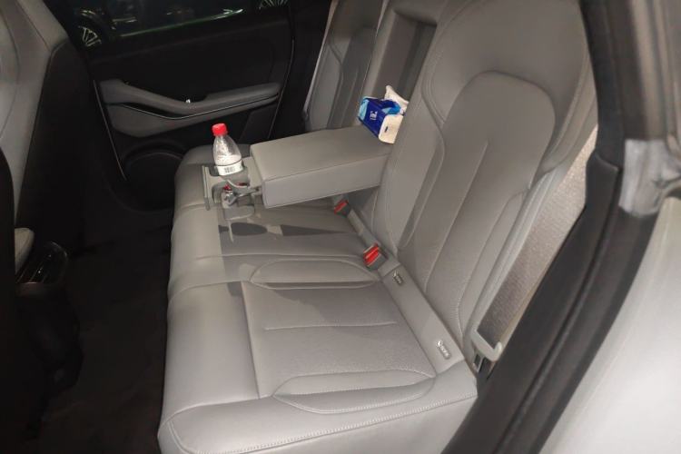 Used Nio ET5 2022 100 kWh Left Rear Seat