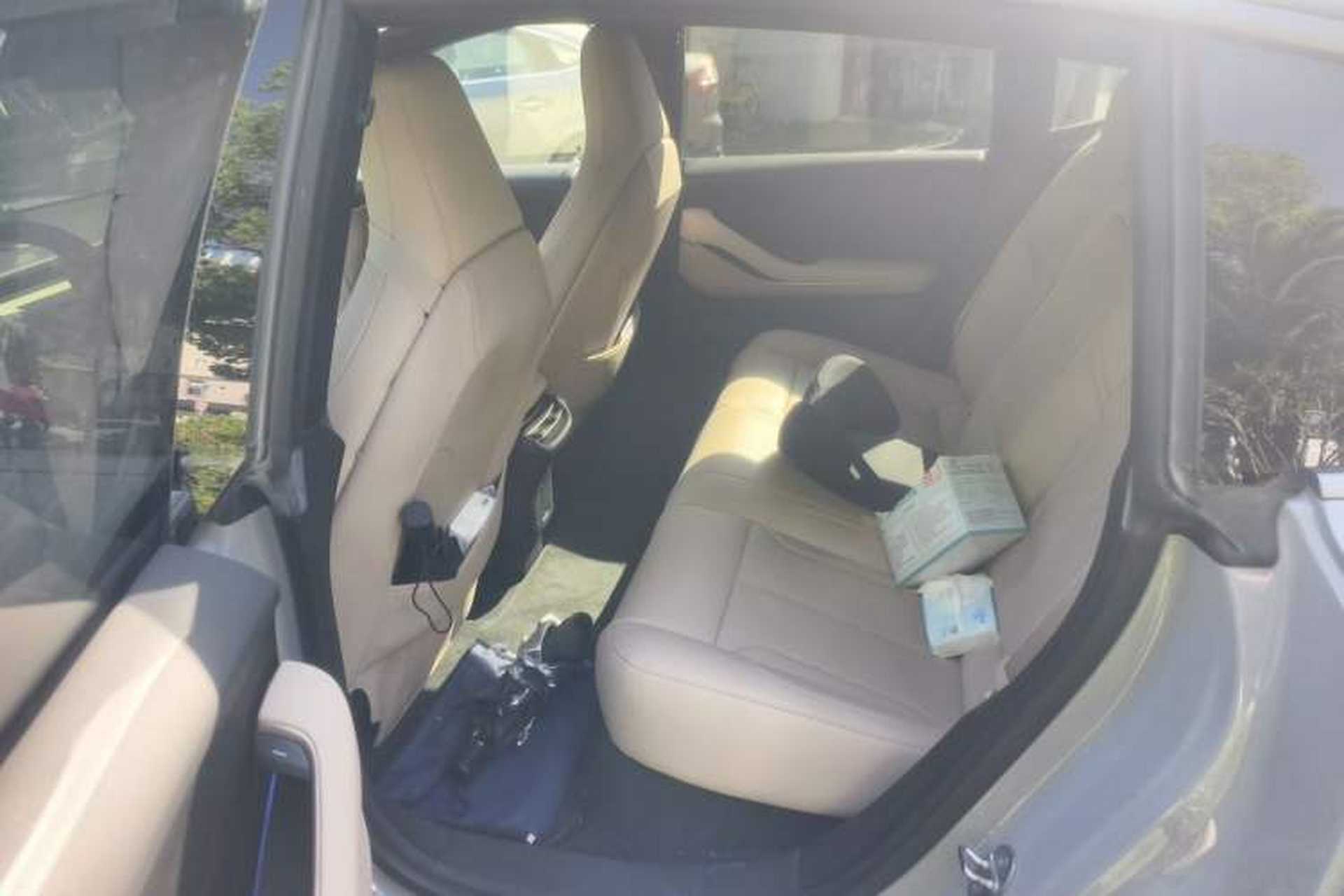 Used Nio ET5 2022 75 kWh Left Rear Seat
