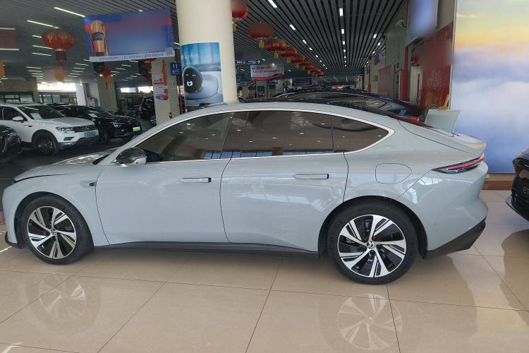 Used Nio ET5 2022 75 kWh Left Side