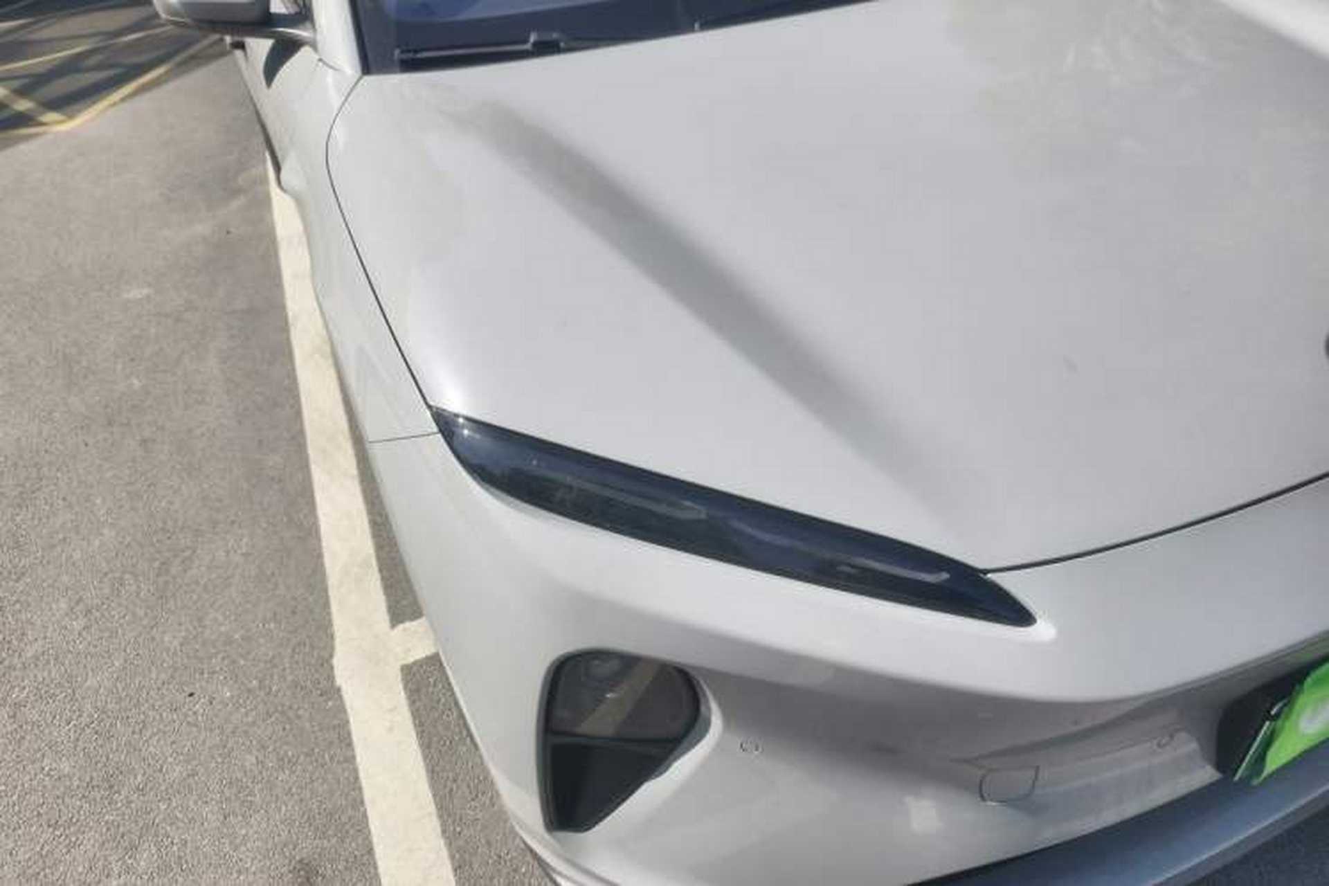 Used Nio ET5 2022 75 kWh Right Front Headlight