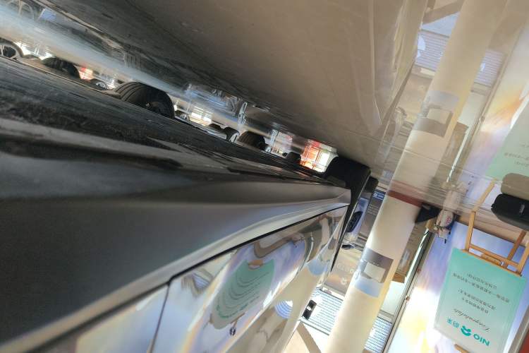 Used Nio ET5 2022 75 kWh Right Side Sill
