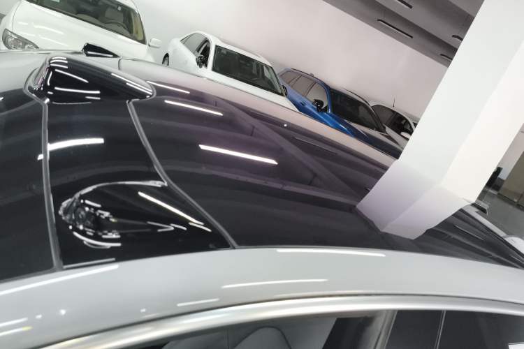 Used Nio ET5 2022 75 kWh Roof