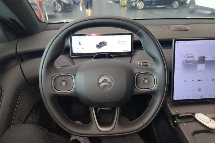 Used Nio ET5 2022 75 kWh Steering Wheel