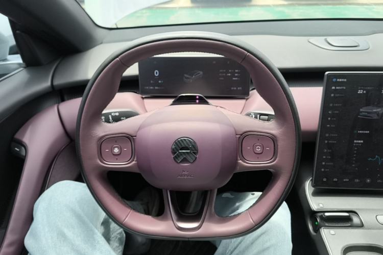 Used Nio ET5 2022 75 kWh Steering Wheel