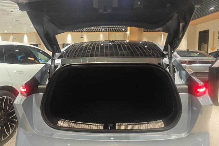 Used Nio ET5 2022 75 kWh Trunk