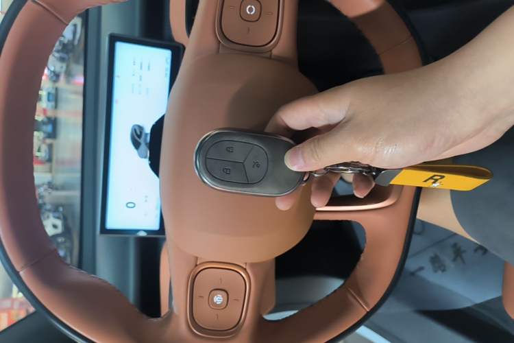 Used Nio ET5 2022 100 kWh Vehicle Key