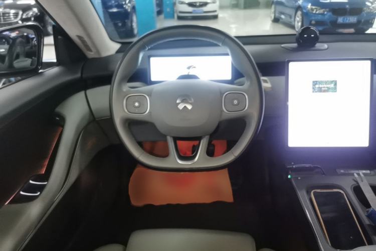 Used Nio ET5 2022 75 kWh Steering Wheel