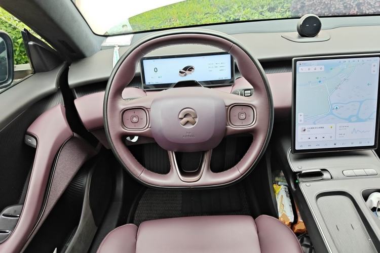 Used Nio ET5 2022 75 kWh Steering Wheel