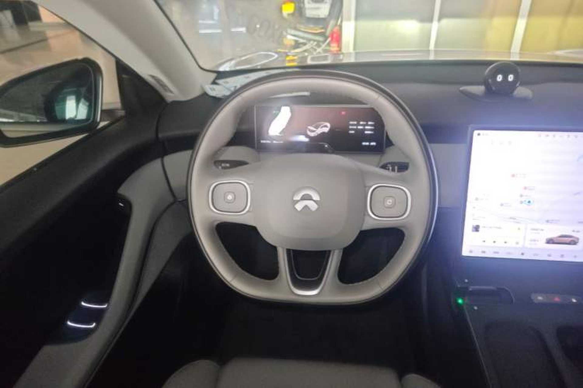 Used Nio ET5 2022 75 kWh Steering Wheel
