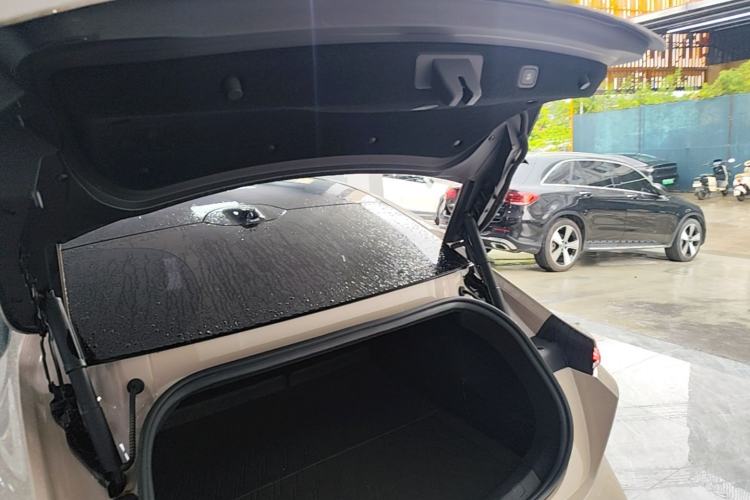 Used Nio ET5 2022 75 kWh Trunk