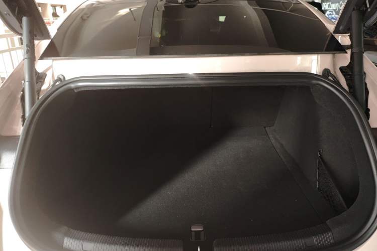 Used Nio ET5 2022 75 kWh Trunk