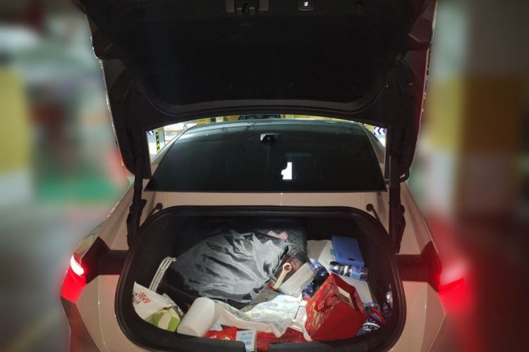 Used Nio ET5 2022 100 kWh Trunk