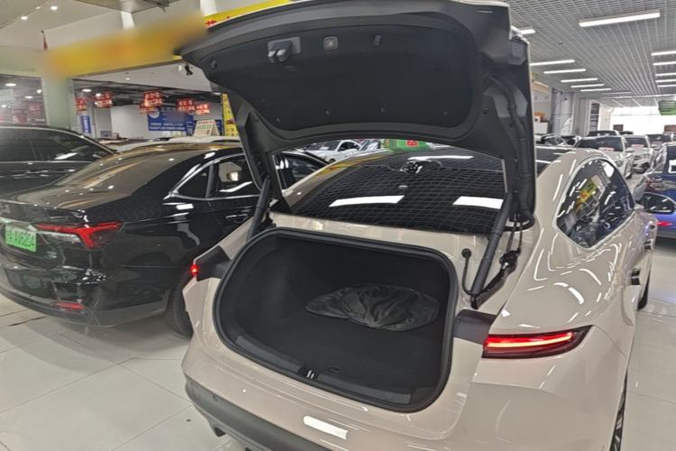 Used Nio ET5 2022 75 kWh Trunk