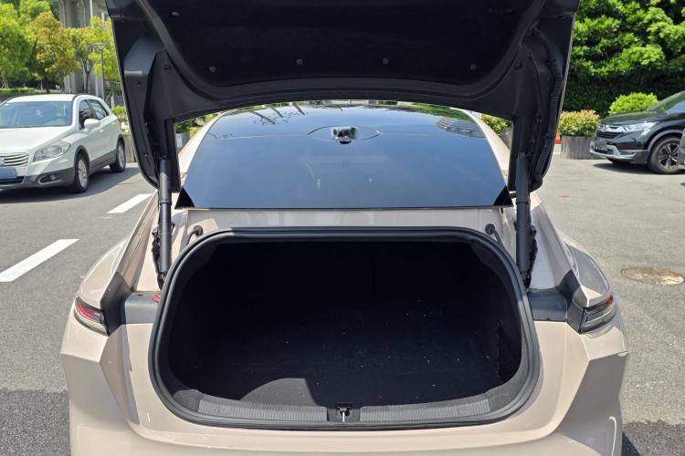 Used Nio ET5 2022 75 kWh Trunk