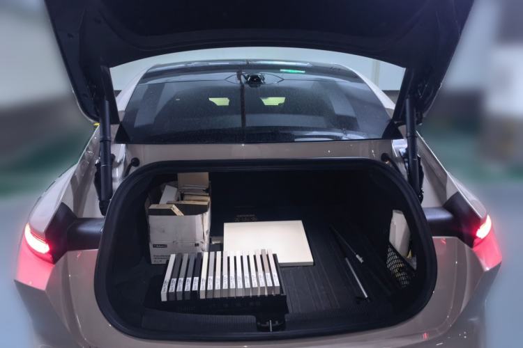 Used Nio ET5 2022 75 kWh Trunk