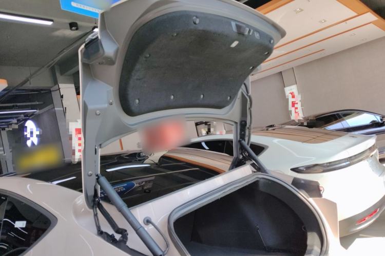 Used Nio ET5 2022 75 kWh Trunk
