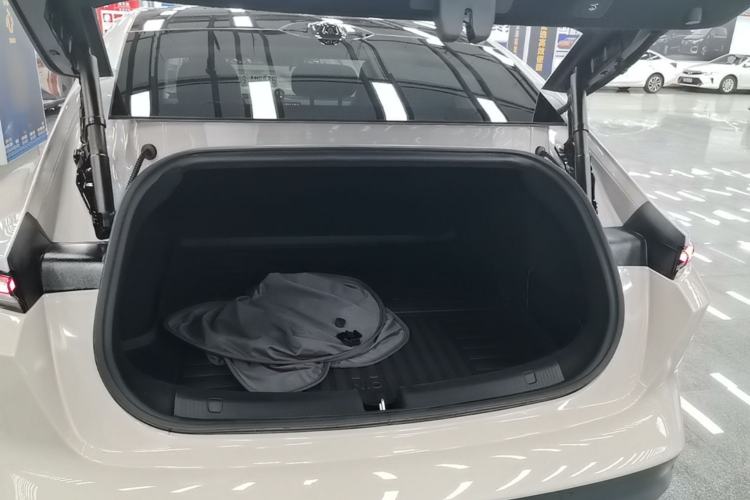 Used Nio ET5 2022 75 kWh Trunk