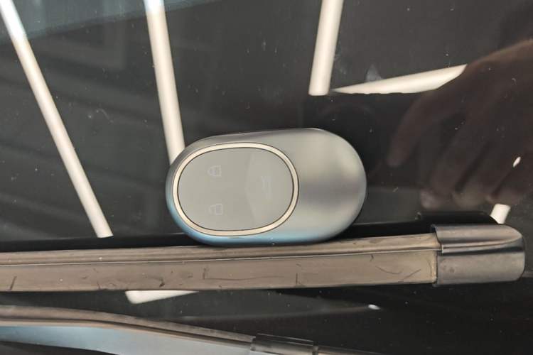 Used Nio ET5 2022 75 kWh Vehicle Key