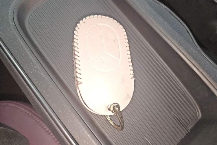 Used Nio ET5 2022 75 kWh Vehicle Key