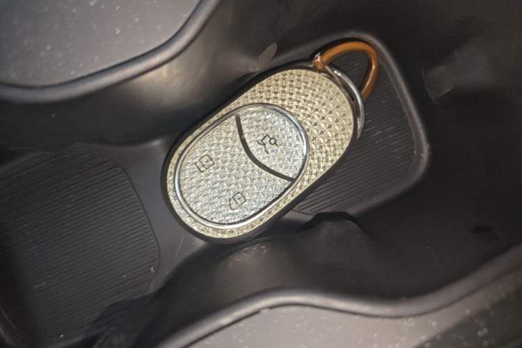Used Nio ET5 2022 75 kWh Vehicle Key
