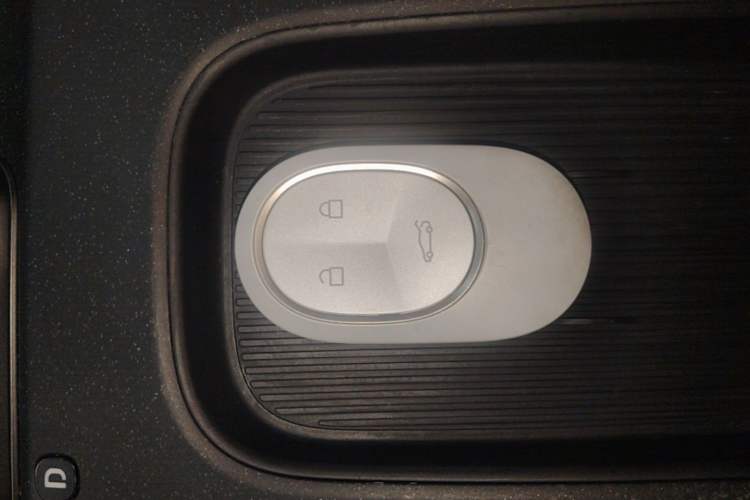 Used Nio ET5 2022 75 kWh Vehicle Key