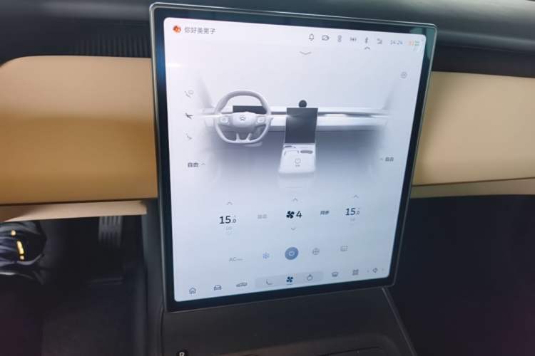 Used Nio ET5 2022 75 kWh Audio And AC Panel