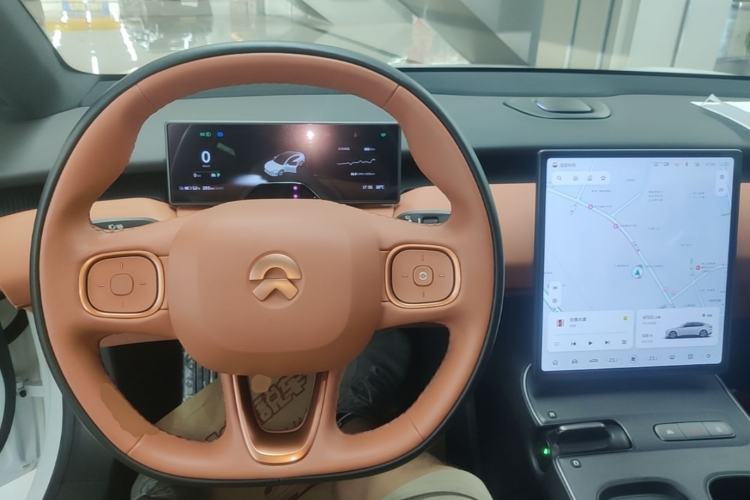 Used Nio ET5 2022 75 kWh Center Console
