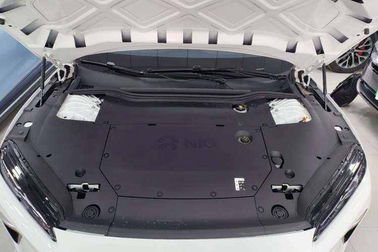 Used Nio ET5 2022 75 kWh Engine Bay