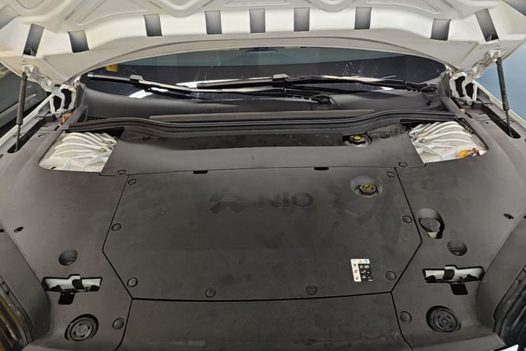 Used Nio ET5 2022 75 kWh Engine Bay