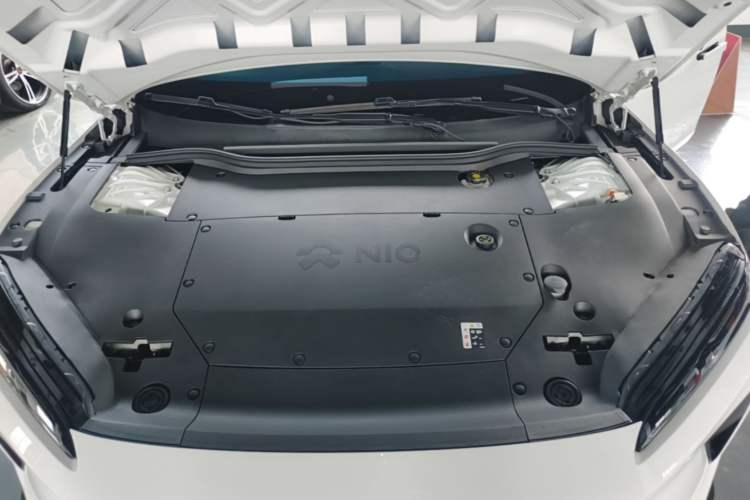 Used Nio ET5 2022 75 kWh Engine Bay