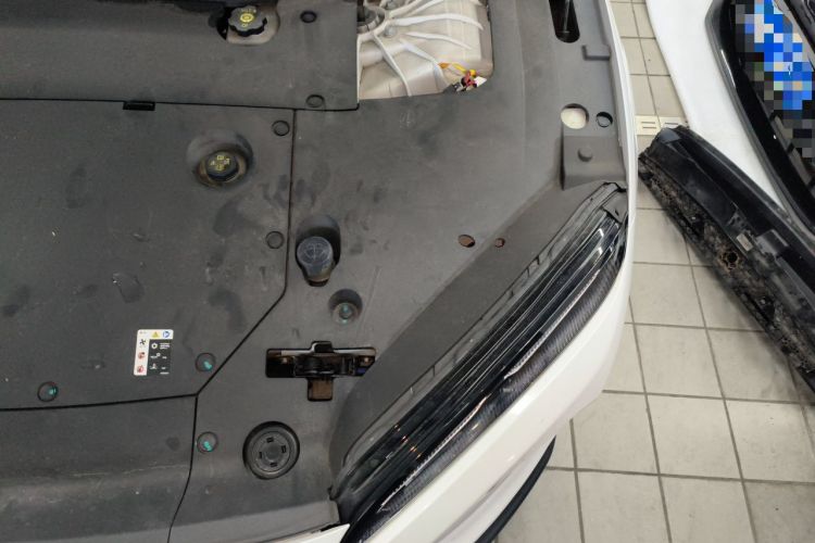 Used Nio ET5 2022 100 kWh Engine Bay Left