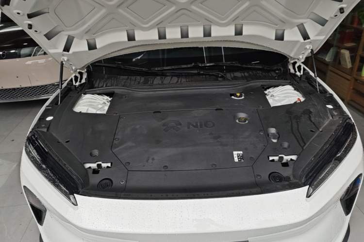 Used Nio ET5 2022 75 kWh Engine Bay
