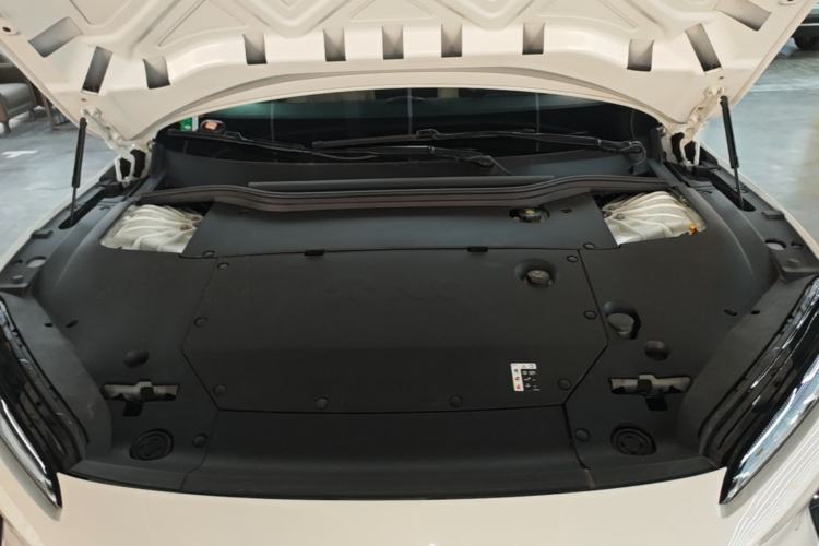 Used Nio ET5 2022 75 kWh Engine Bay