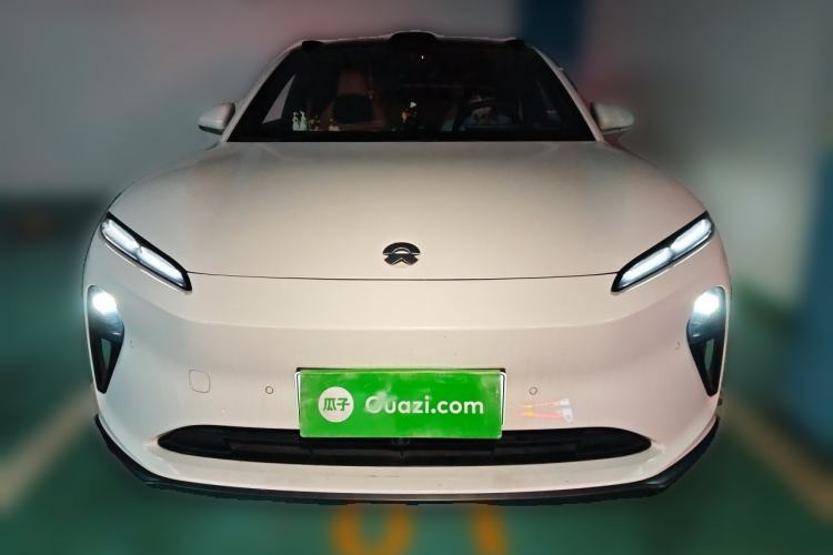 Used Nio ET5 2022 75 kWh Exterior 1
