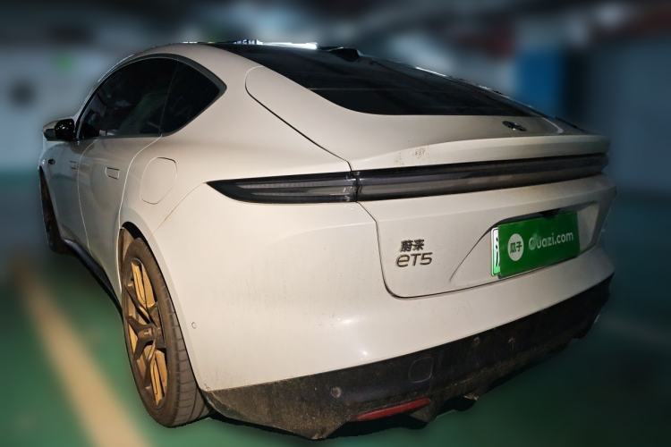 Used Nio ET5 2022 75 kWh Exterior 3
