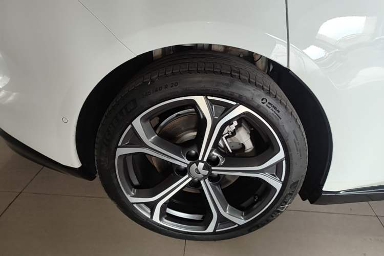 Used Nio ET5 2022 75 kWh Exterior 3