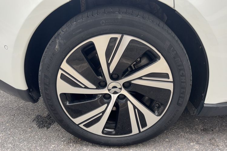 Used Nio ET5 2022 75 kWh Exterior 6