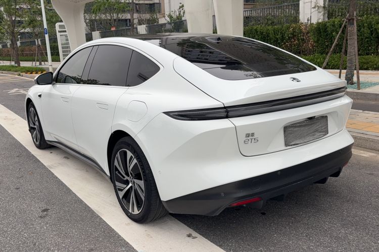 Used Nio ET5 2022 75 kWh Exterior 7