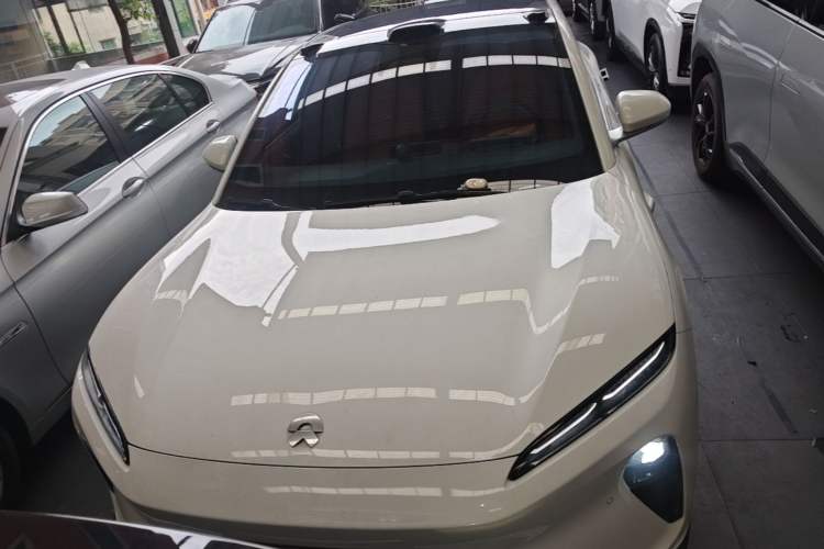 Used Nio ET5 2022 75 kWh Front