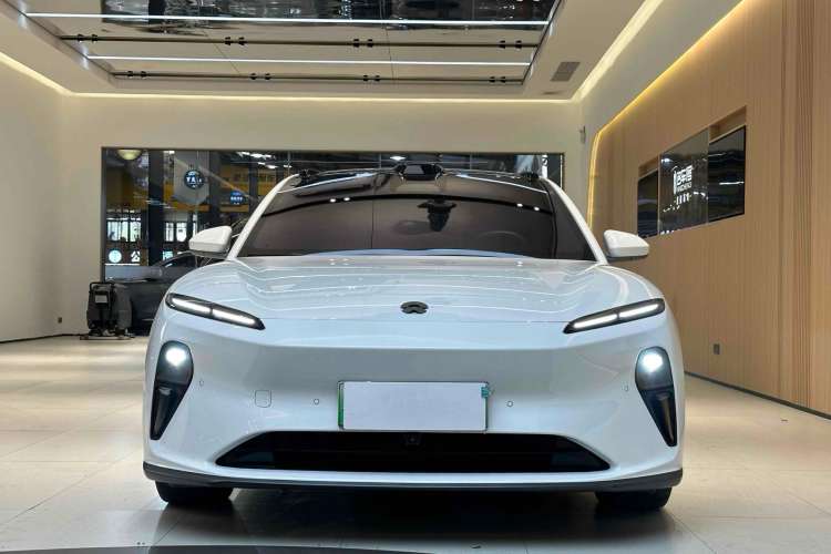 Used Nio ET5 2022 75 kWh Front