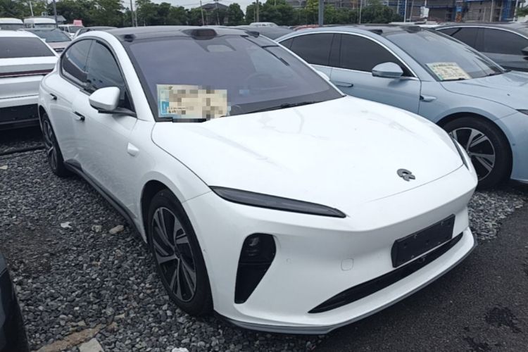 Used Nio ET5 2022 75 kWh Front Right 45 Deg