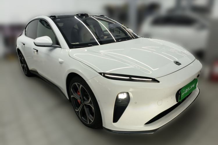 Used Nio ET5 2022 100 kWh Front Right 45 Deg