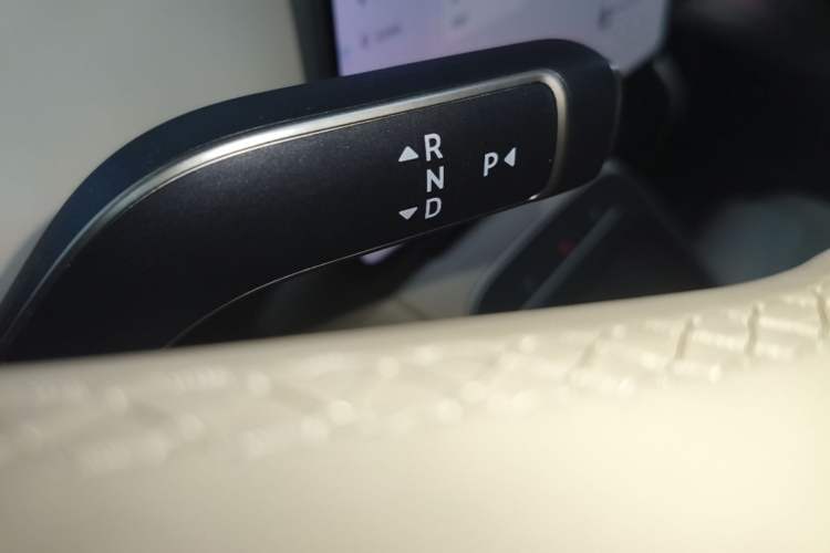 Used Nio ET5 2022 75 kWh Gear Lever