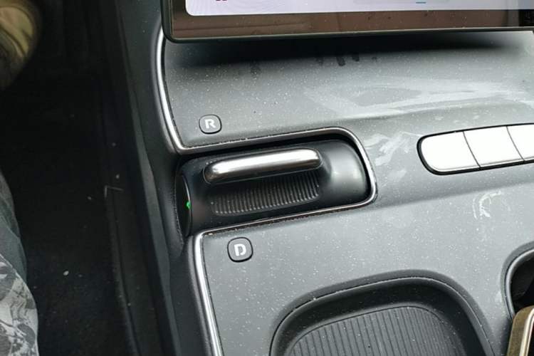Used Nio ET5 2022 75 kWh Gear Lever