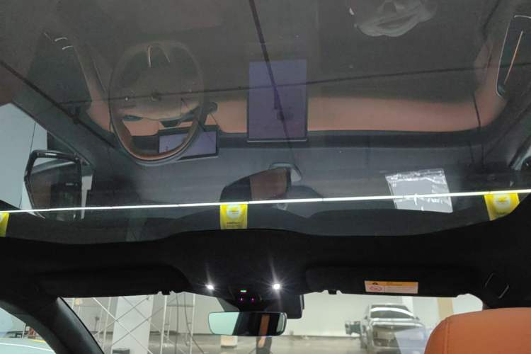 Used Nio ET5 2022 75 kWh Headliner