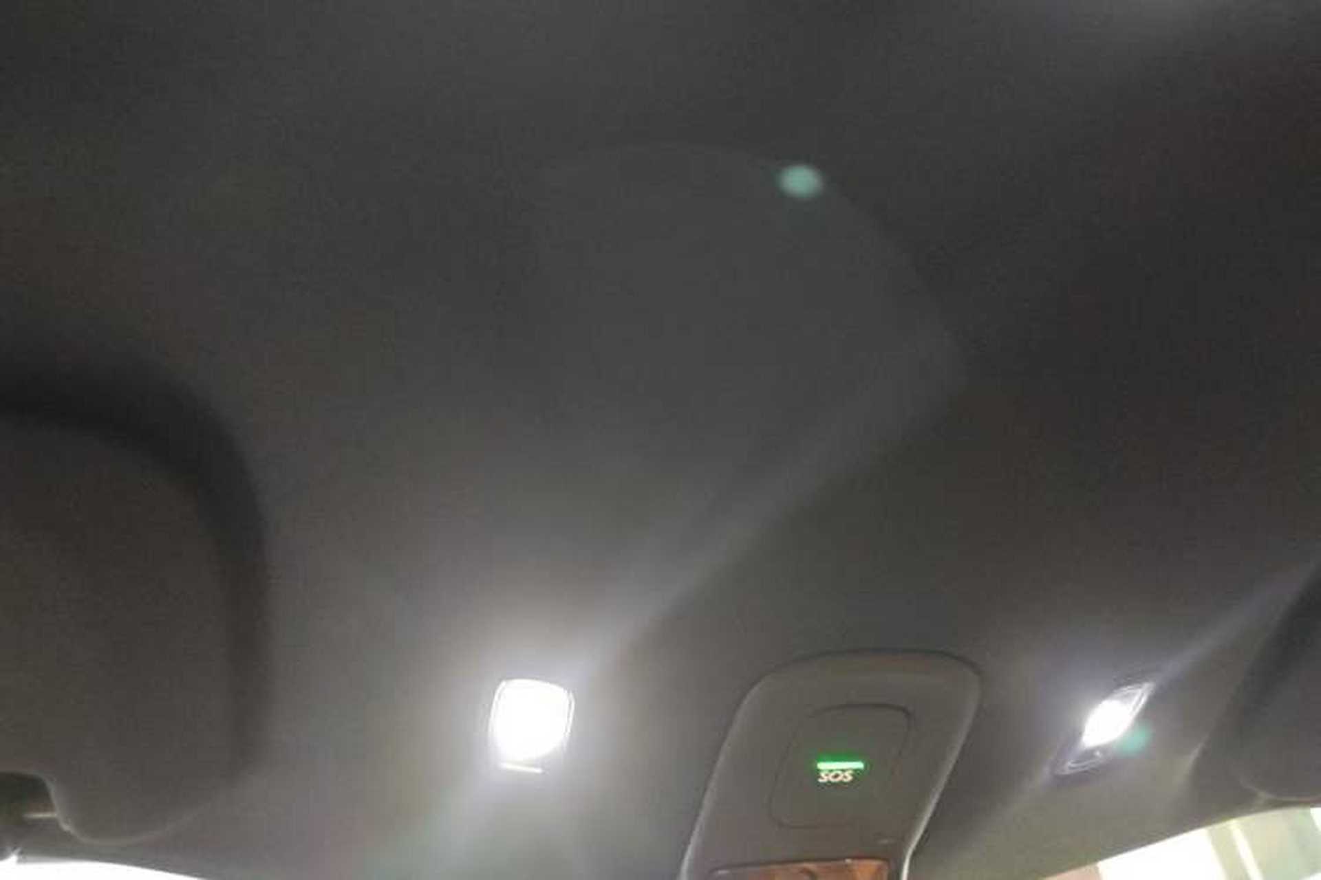 Used Nio ET5 2022 75 kWh Headliner